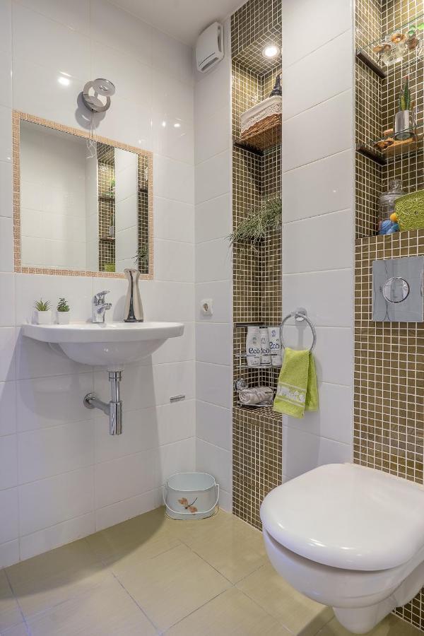 Andrea Apartment Liepāja Buitenkant foto